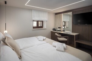 Deluxe İki Ayrı Yataklı Oda | Minibar, ses yalıtımı, ücretsiz beşik/çocuk yatağı