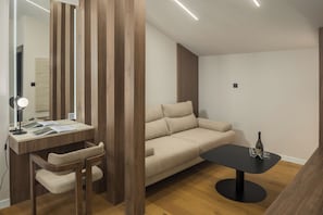 Basic Suite | Living area - Hotel Ames (Poreč)