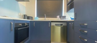 Quiet 3 Bedroom Home 6 minutes from town - 5 beds