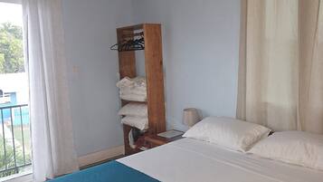 1 bedroom, iron/ironing board, WiFi, bed sheets