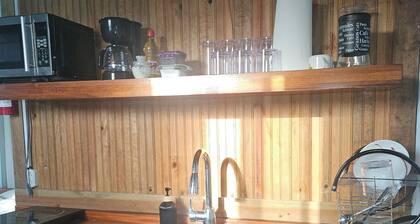 Cozy 1-Bedroom with Parking & Private Space ,AC, WiFi, Santa Elena
