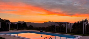 The Masseria Tidei vacation home in the Benevento countryside is an oasis of relaxation.