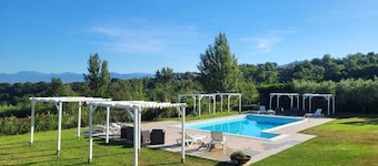 The Masseria Tidei vacation home in the Benevento countryside is an oasis of relaxation.