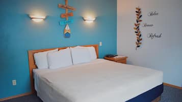 Classic Room | Down comforters, free WiFi