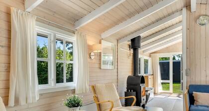 "Wanna" - 600m from the sea by Interhome