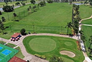 Sports court - Oceanside Golf and Resort Villa in Dorado (Dorado)