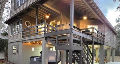 Riverbend Retreat / Suwannee Riverfront/ Kayaks & Hot Tub