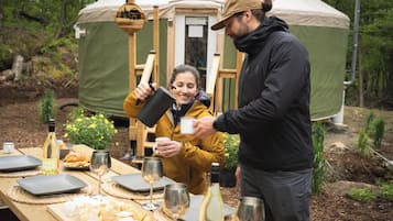 Basic Tent | Outdoor dining