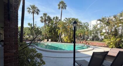 Rare 2-bedroom/2 bath condo in Davis Island - Tampa, Florida!