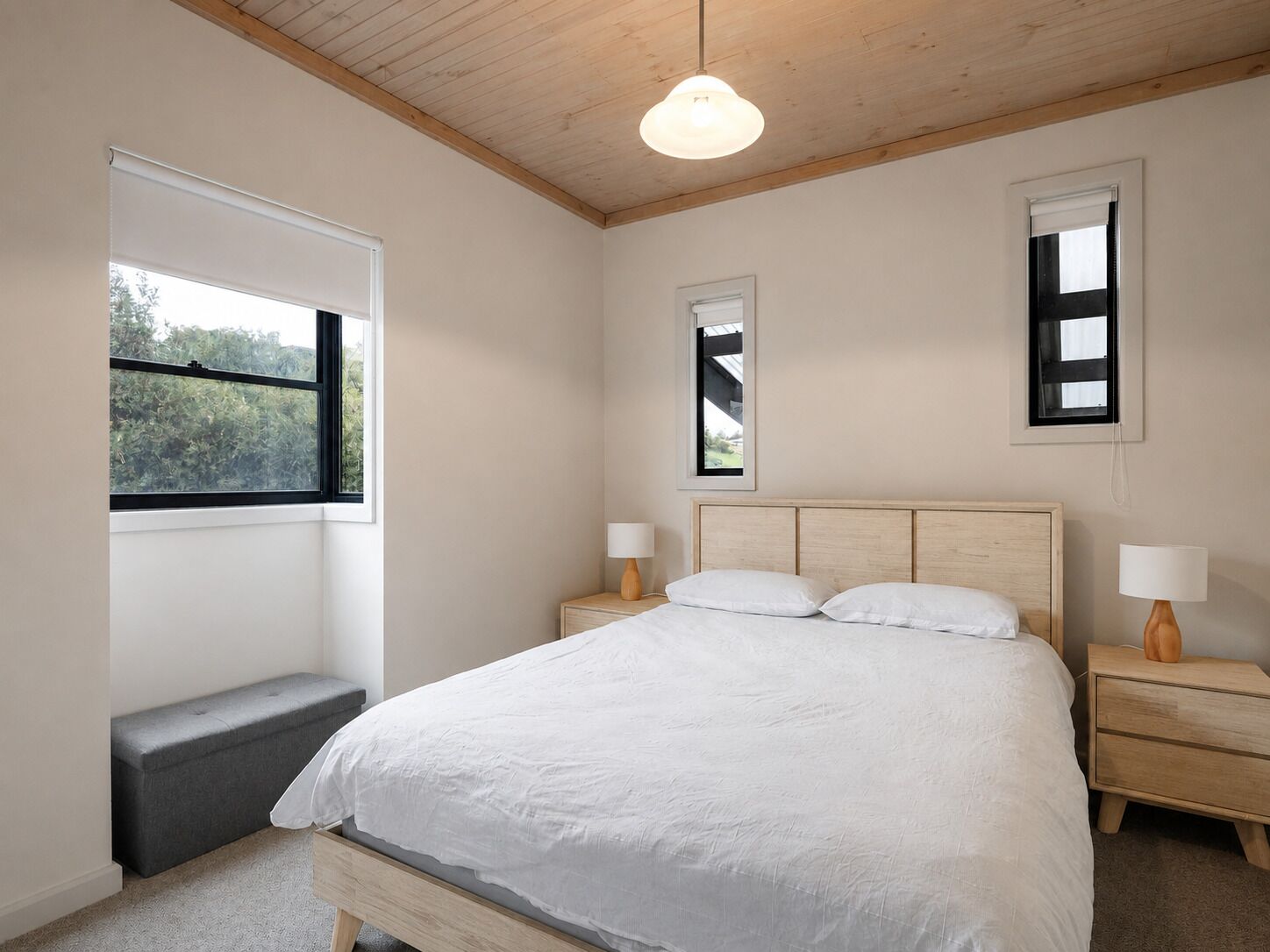 3 bedrooms, desk, free WiFi, bed sheets