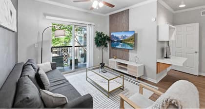 Inwoods Park by Stylish Stays