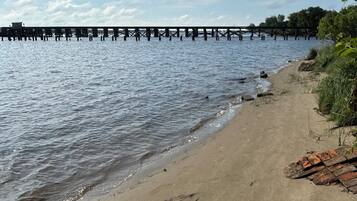 Tæt på stranden