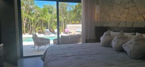 WiFi, bed sheets - Casa Arroyo Blanco
A sanctuary mixing peaceful jungle with modern amenities (Akumal)