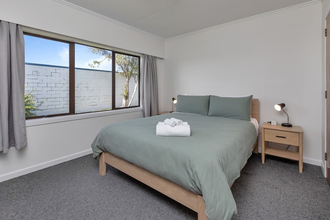 2 bedrooms, iron/ironing board, travel cot, WiFi