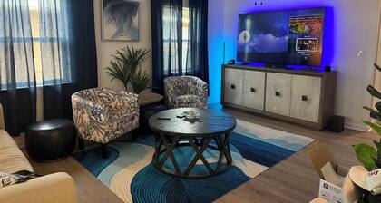 Nautical Nest - A Coastal Retreat -10 Min to Beach