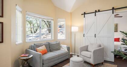 Serene Hillside Retreat Minutes from Downtown Walnut Creek