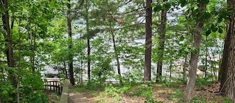 3-bedroom lakefront cabin with pontoon available.