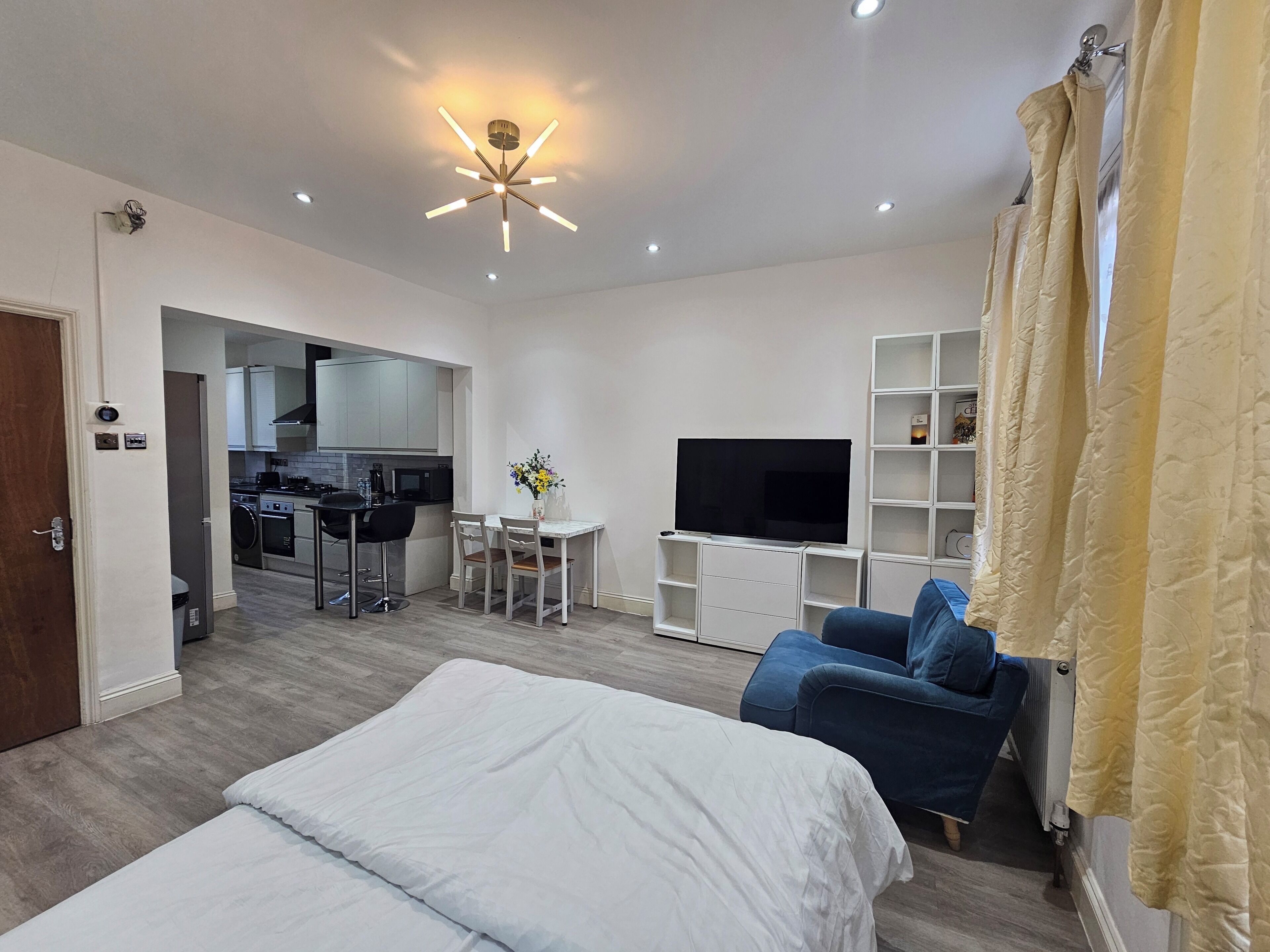 1 bedroom, iron/ironing board, WiFi, bed sheets