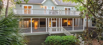 Hear the waves, steps to beach! Huge 6BR/5BA, pool access, golf views, 2 decks!