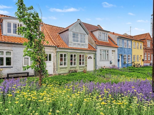 "Swarthofthi" - 90m from the sea by Interhome