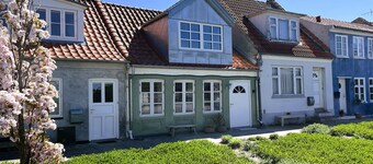 "Swarthofthi" - 90m from the sea by Interhome