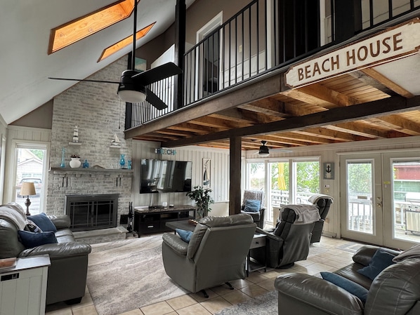 Smart TV, fireplace, DVD player, video library