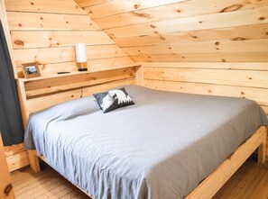 4 habitaciones, tabla de planchar con plancha y wifi gratis 