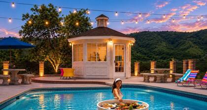 Luxury Redlands Escape/Pool, Views, Putting Green