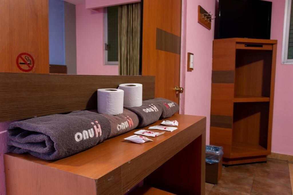 Economy-Doppelzimmer, Blick auf den Innenhof | Innenbereich