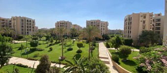 Luxury Apartment in Rehab City