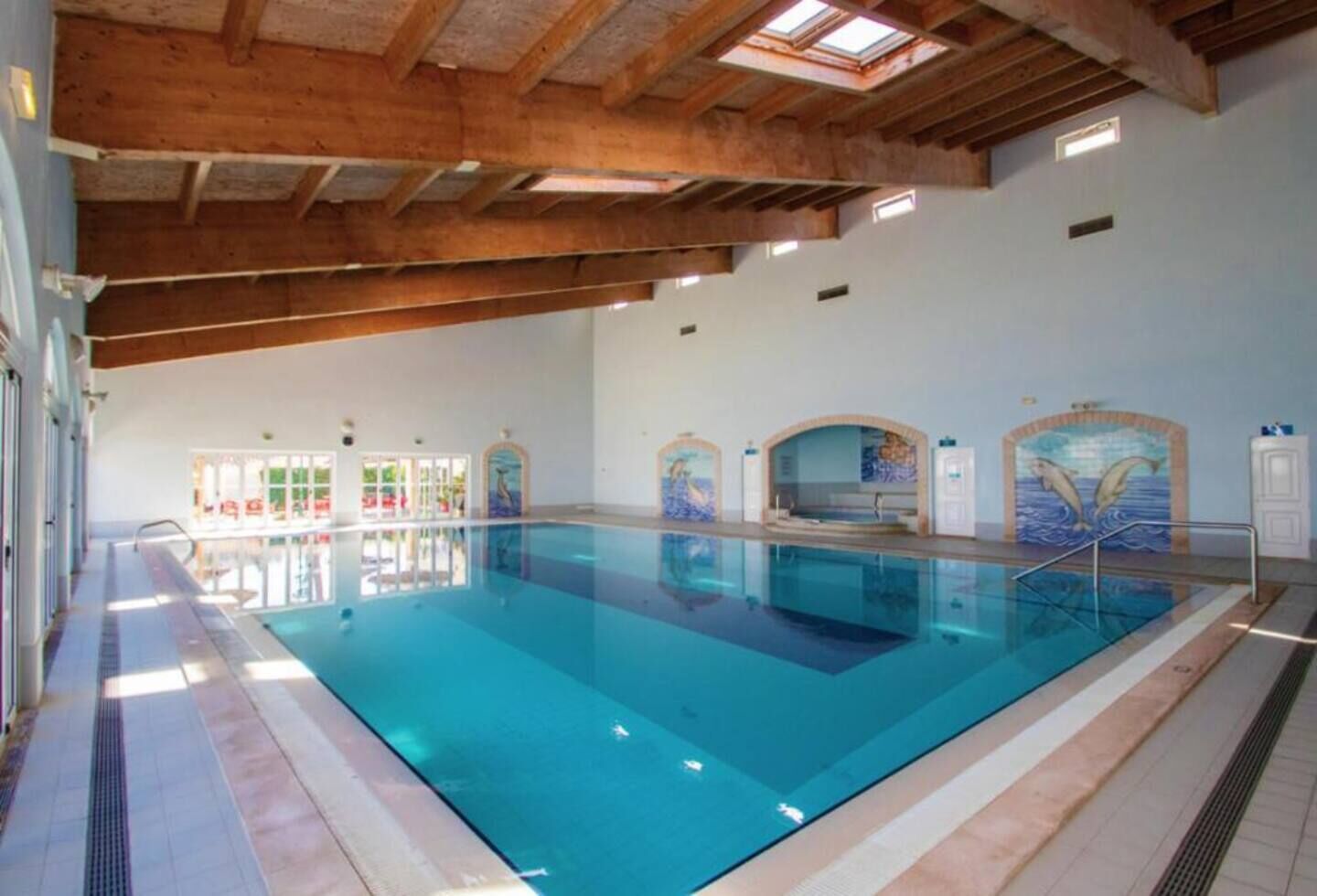 Innenpool, Außenpool