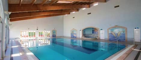 Innenpool, Außenpool