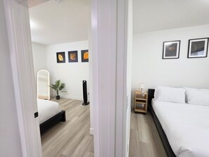 Desk, iron/ironing board, WiFi, bed sheets - New 2-Bed Suite in SW Edmonton near Windermere & YEG Airport (Edmonton)