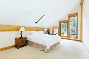 4 chambres, fer et planche à repasser, Wi-Fi, draps fournis