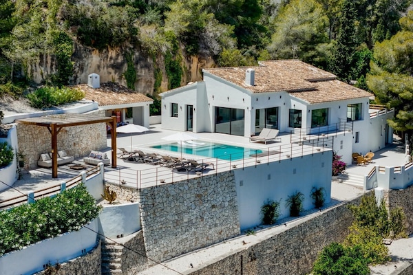 Caray - Managed by Almarina Villas (9213)