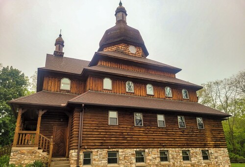 Peaceful retreat above the Delaware River