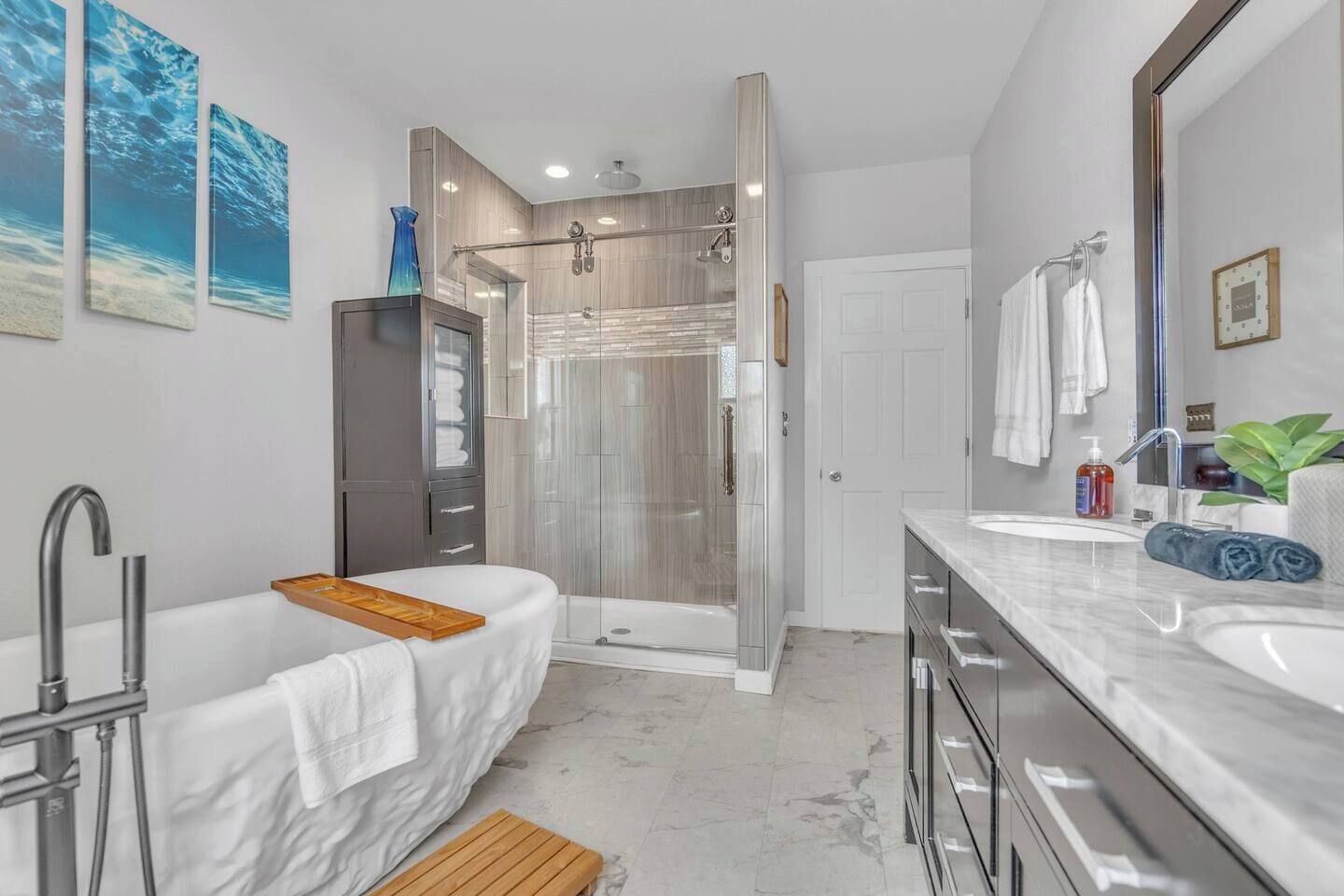 Hair dryer, towels, soap, shampoo