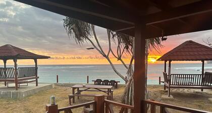 Mama Nings Beach Hotel