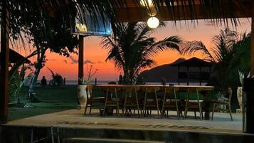 Double Room, Balcony, Sea View | Outdoor dining