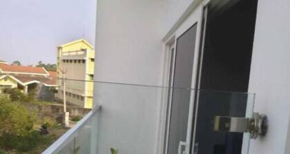 RATHNA RESIDENCY YERCAUD