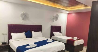 RATHNA RESIDENCY YERCAUD