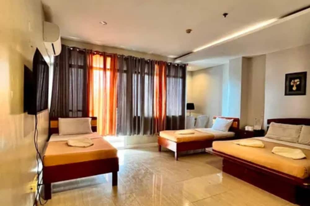 Buenas J Hotel and Spa