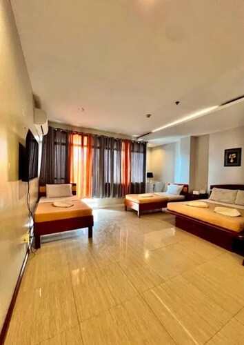 Buenas J Hotel and Spa