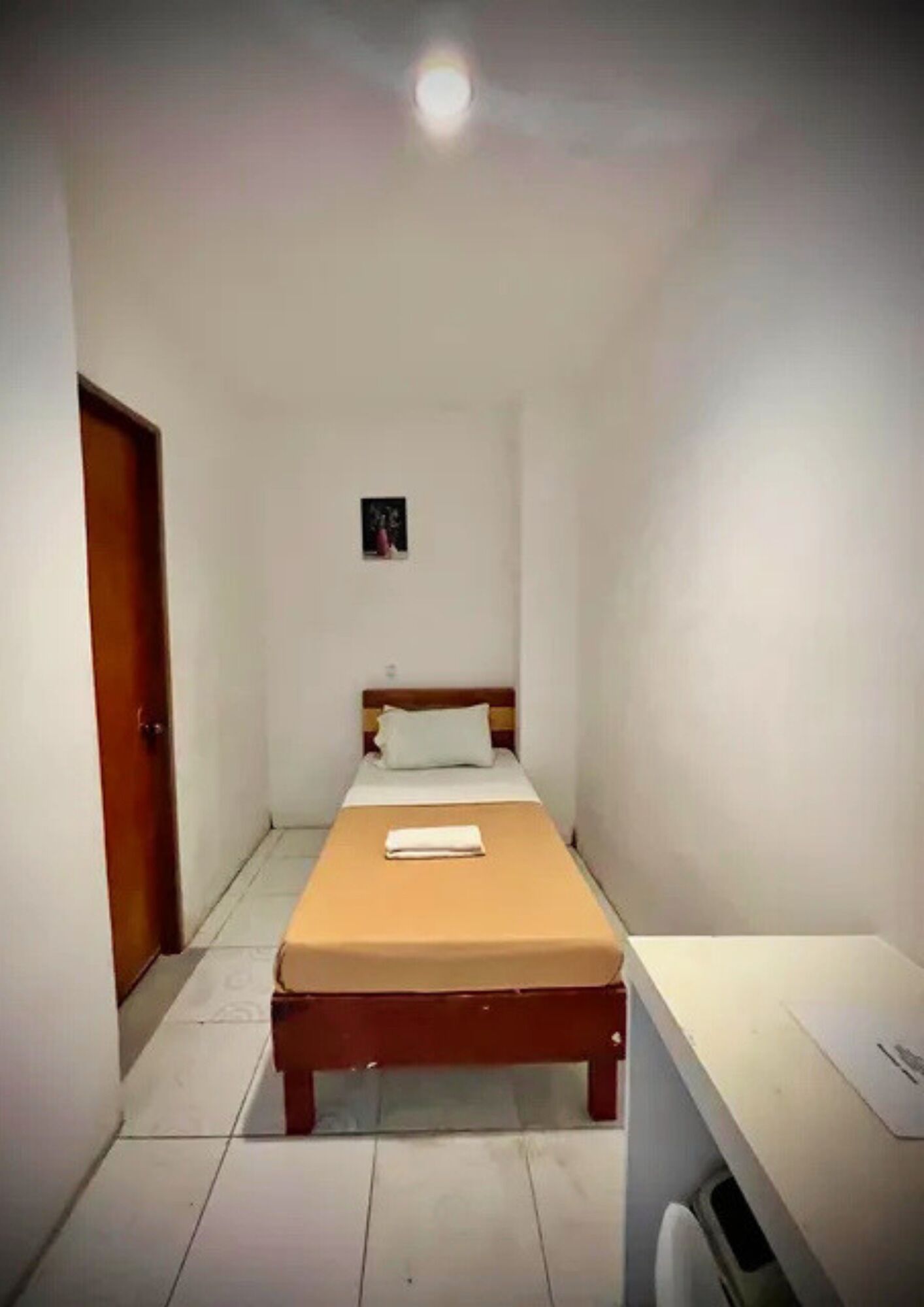 Quarto solteiro | Escrivaninha, Wi-Fi de cortesia