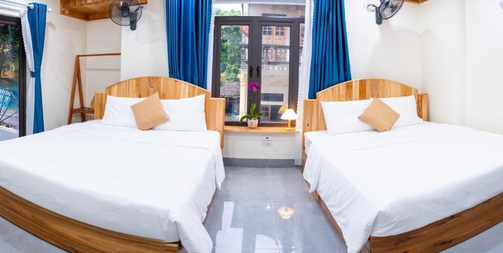 Luxury Quadruple Room, Balcony, City View | Desk, blackout drapes, soundproofing, free WiFi