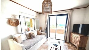 Living area - House for 6 people with a heated pool (Saint-Philippe)