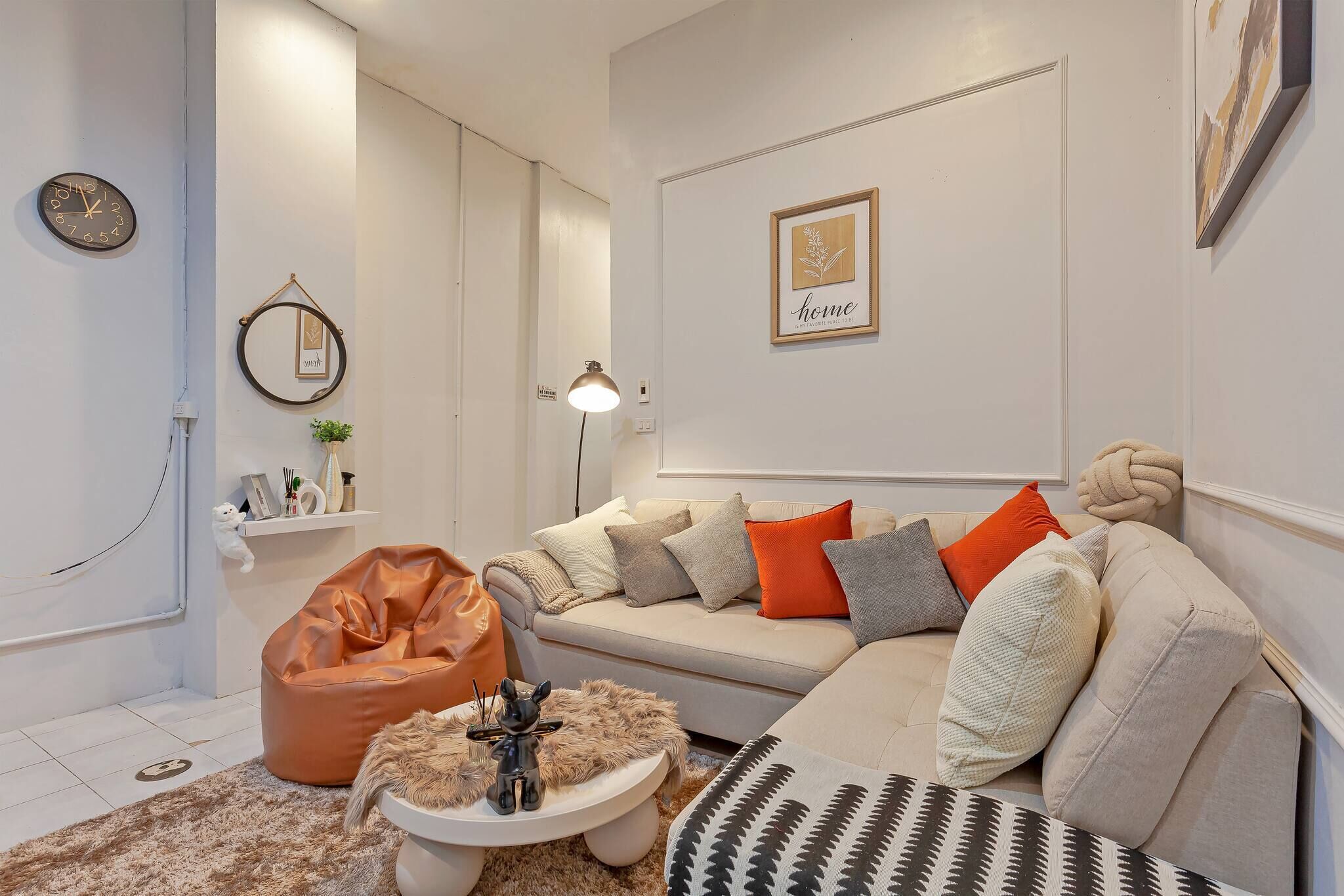 House, 3 Bedrooms, Accessible, Balcony | Living area