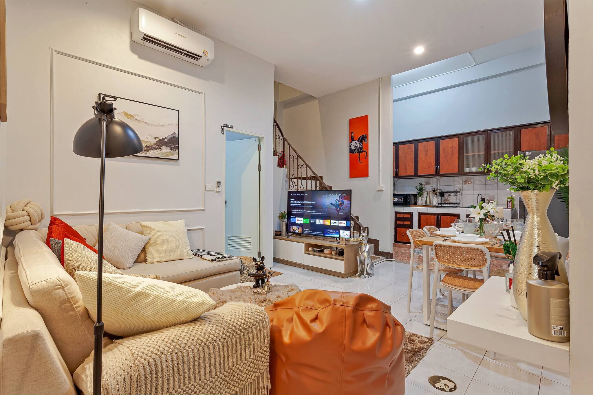 House, 3 Bedrooms, Accessible, Balcony | Ruang tamu