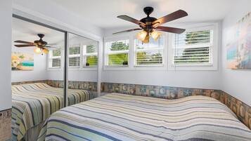 2 chambres, fer et planche à repasser, Wi-Fi gratuit, draps fournis