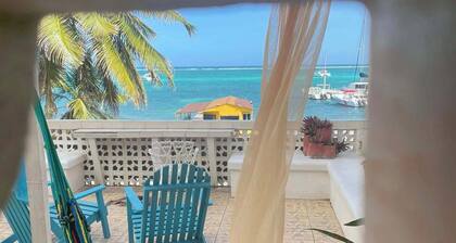 Hotel Spindrift & Golf Cart Rental